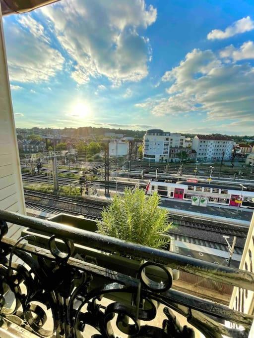 Superbe Appart Entier Au Pied De La Gare Rer, A 15 Min De Paris & Orly Жувізі-сюр-Орж Екстер'єр фото
